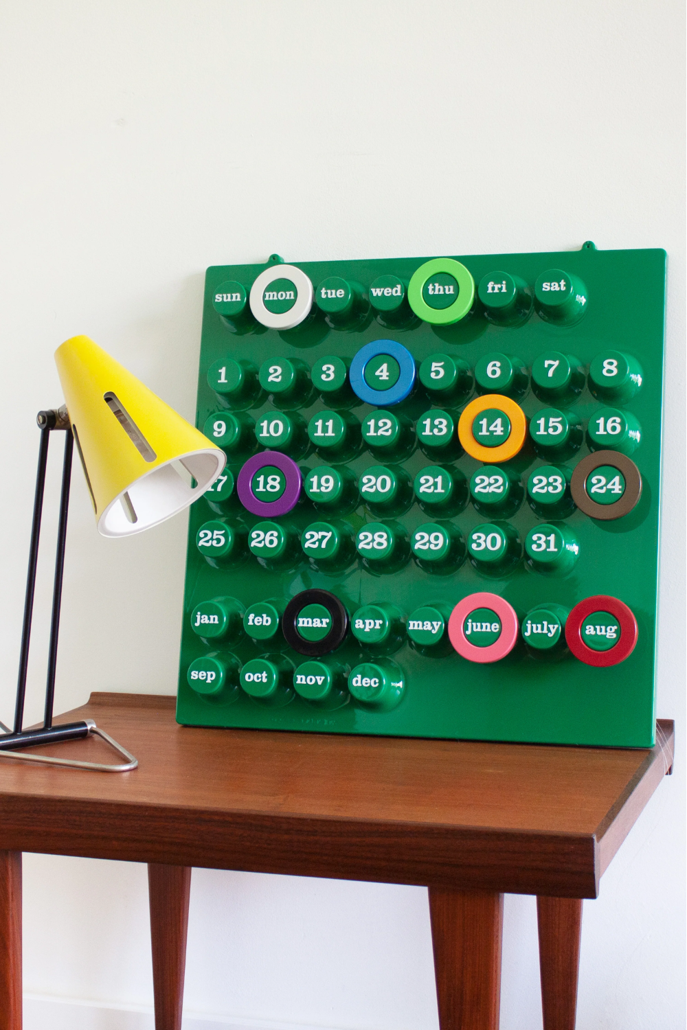Ring-A-Date Perpetual Calendar by Giorgio Della Beffa (Green)